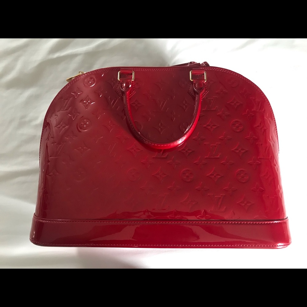 Louis Vuitton Alma GM MV POMME D AMOUR